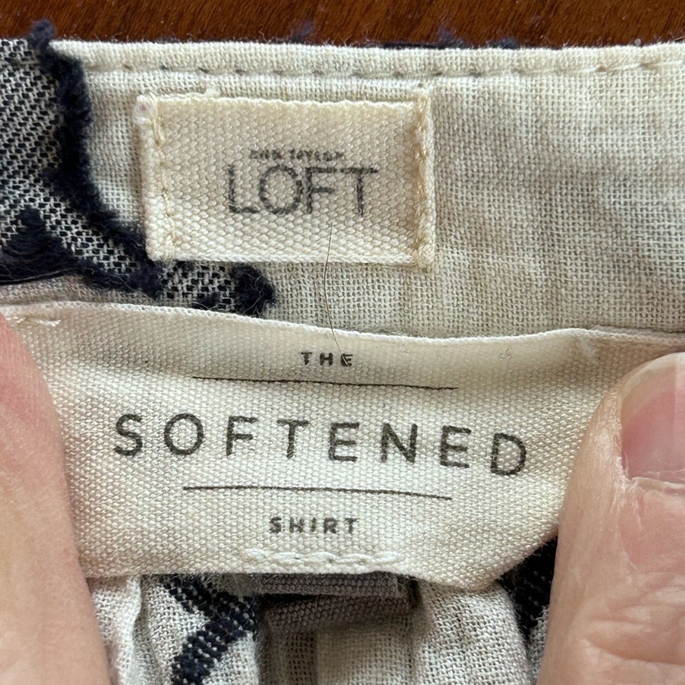 LOFT Navy and White Geometric Blouse - Picture 2 of 6